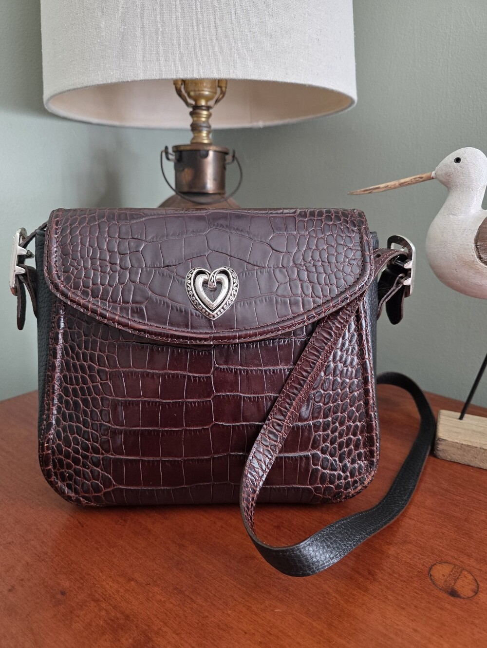 Brighton Croc Embossed Leather Crossbody Bag Brown Heart Y2K - Picture 2 of 16